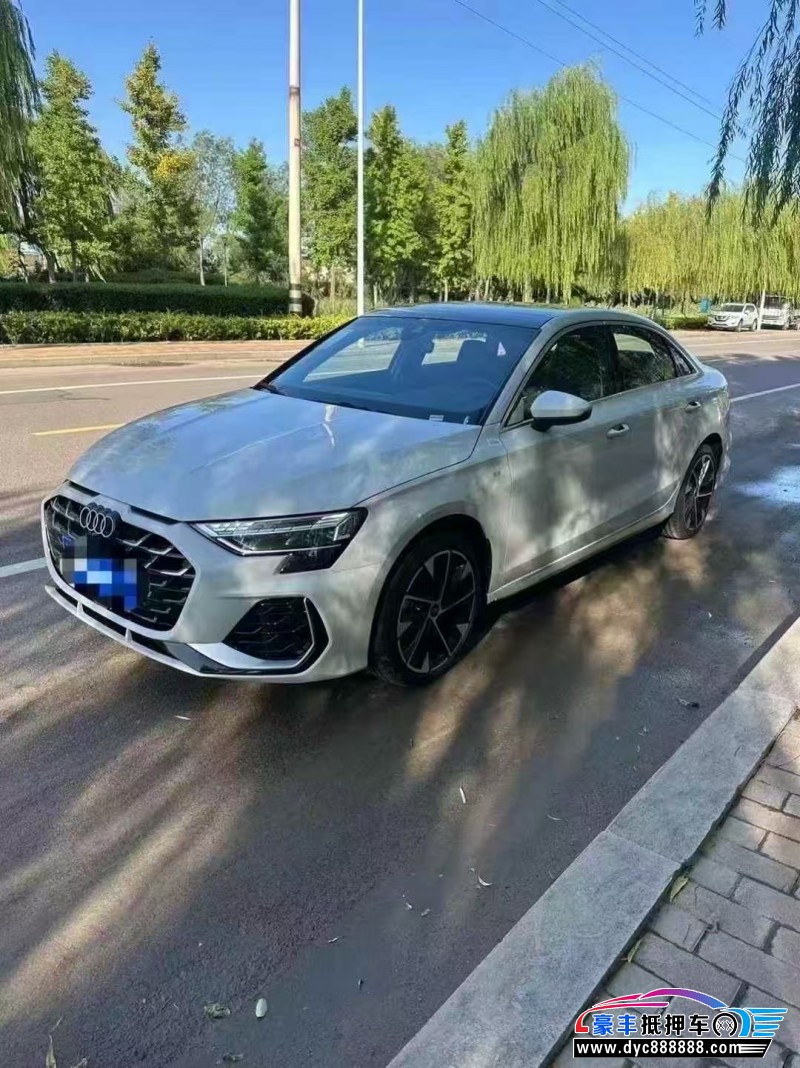 25年奥迪A3轿车抵押车出售