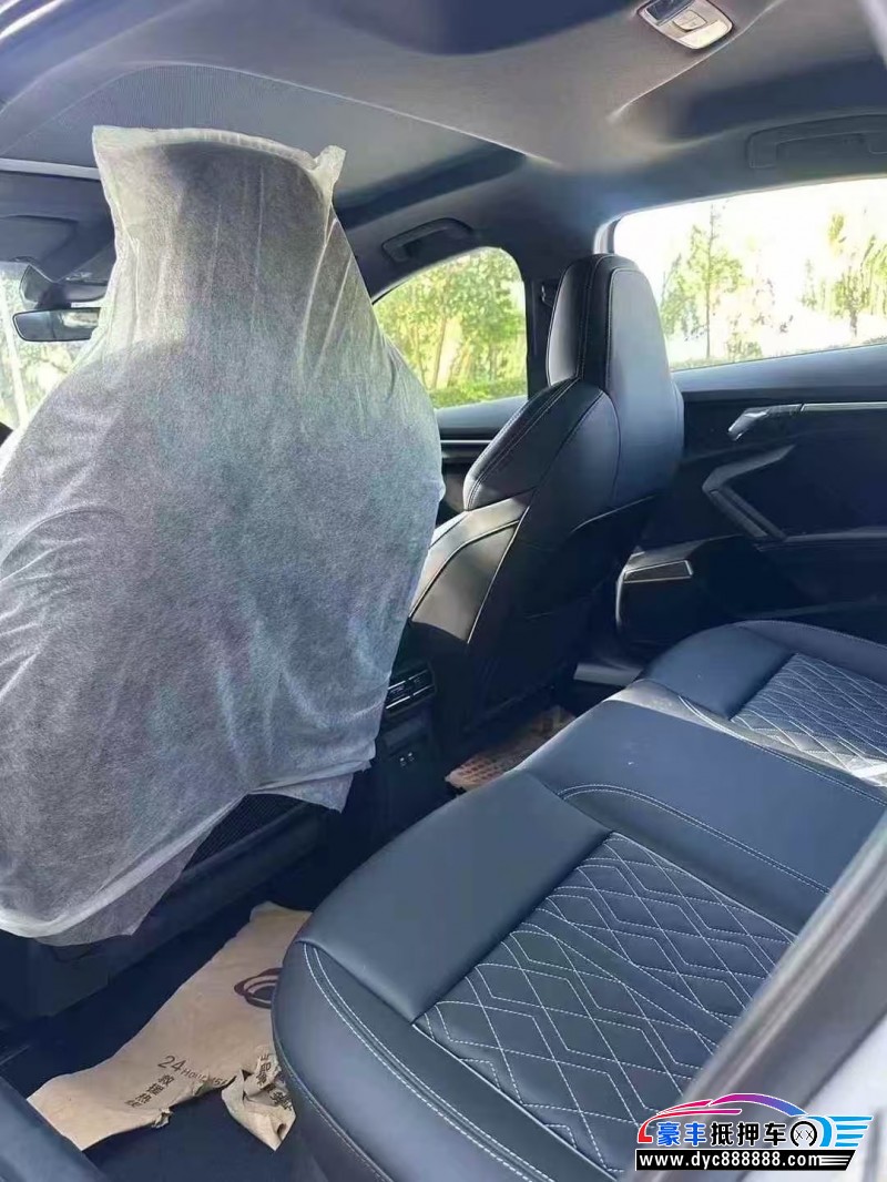 25年奥迪A3轿车抵押车出售