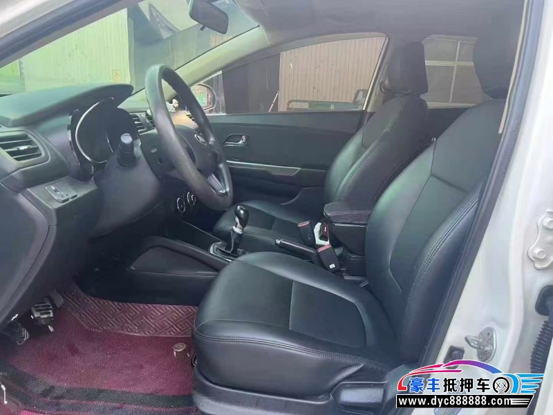 14年起亚K2轿车抵押车出售