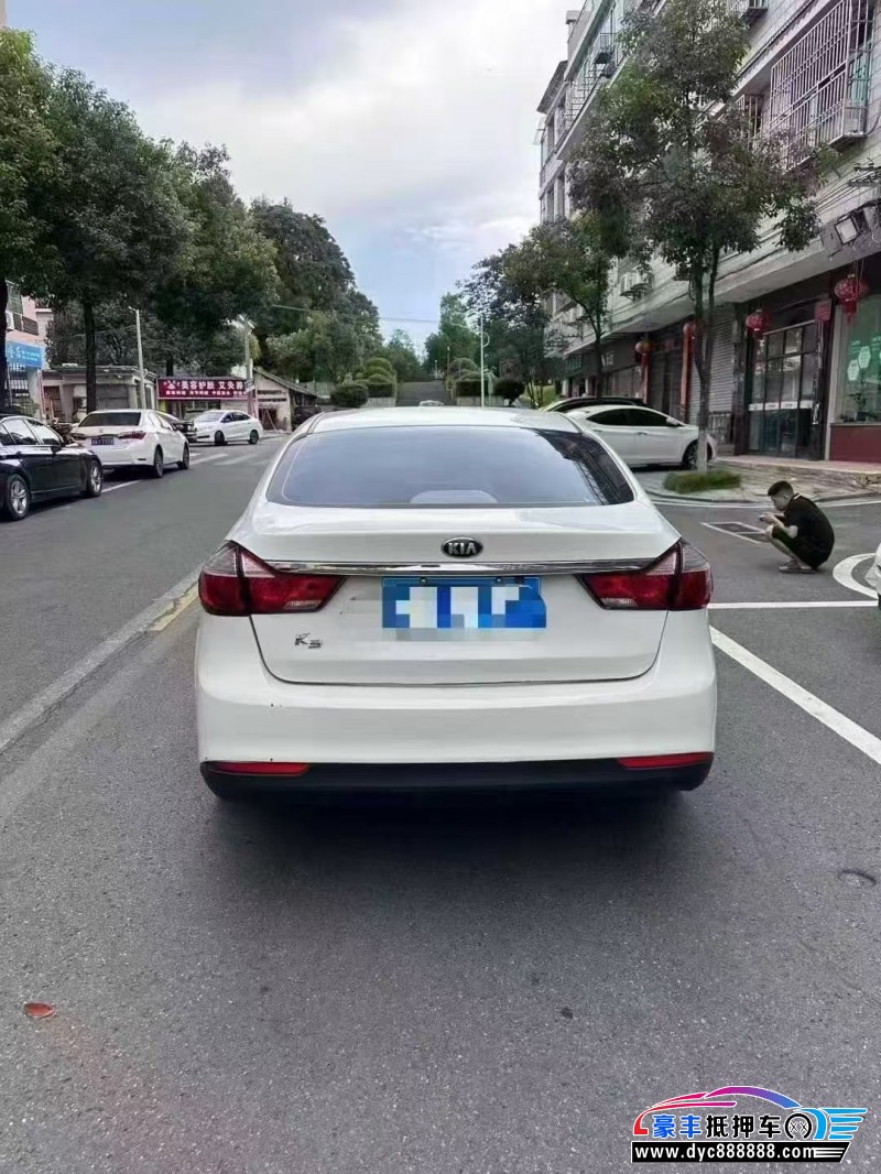 19年起亚K3轿车抵押车出售