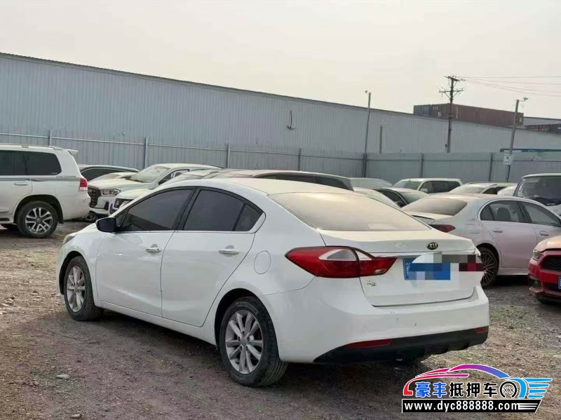 17年起亚K3轿车抵押车出售