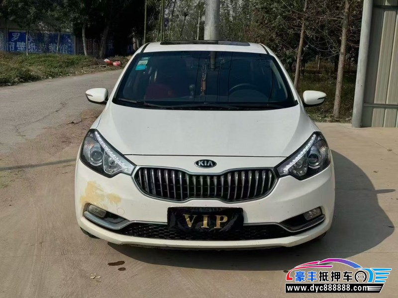 抵押车出售15年起亚K3轿车