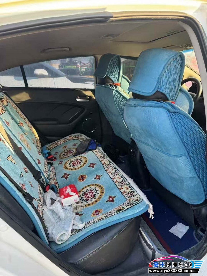 18年起亚K3轿车抵押车出售