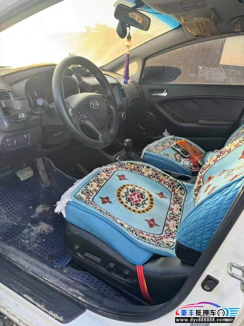 18年起亚K3轿车抵押车出售