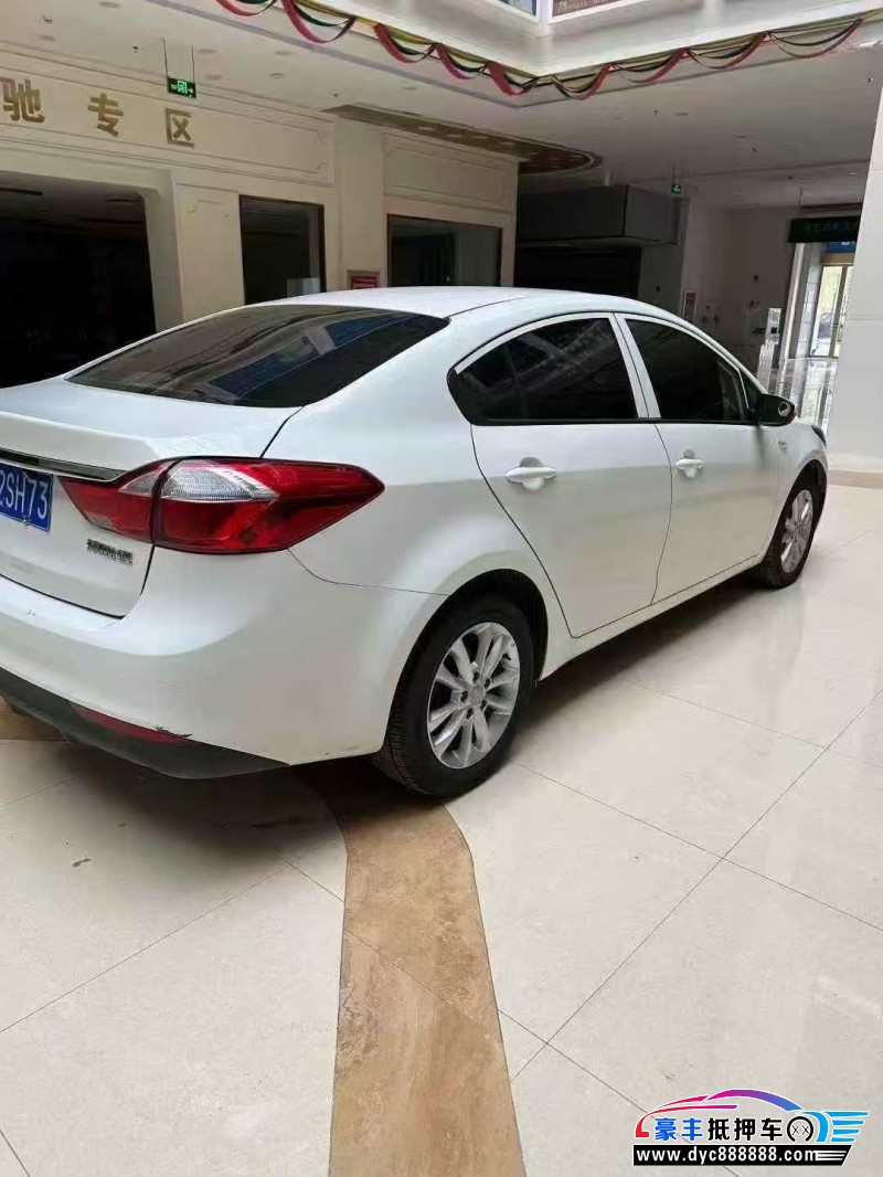 18年起亚K3轿车抵押车出售