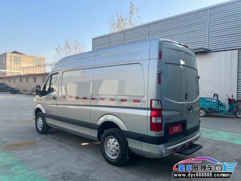 25年福田图雅诺轿车抵押车出售