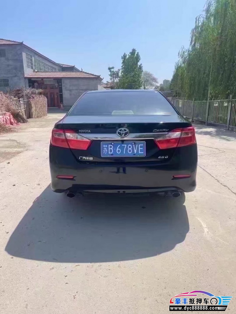 15年丰田凯美瑞轿车抵押车出售