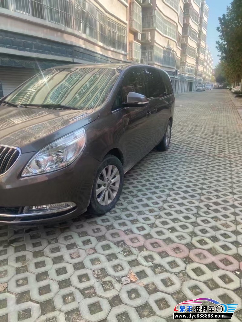 16年别克GL8轿车抵押车出售