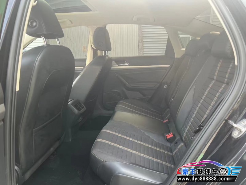 20年大众朗逸轿车抵押车出售