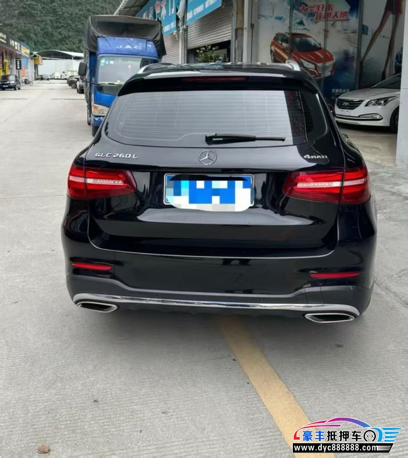 19年奔驰GLC轿车抵押车出售