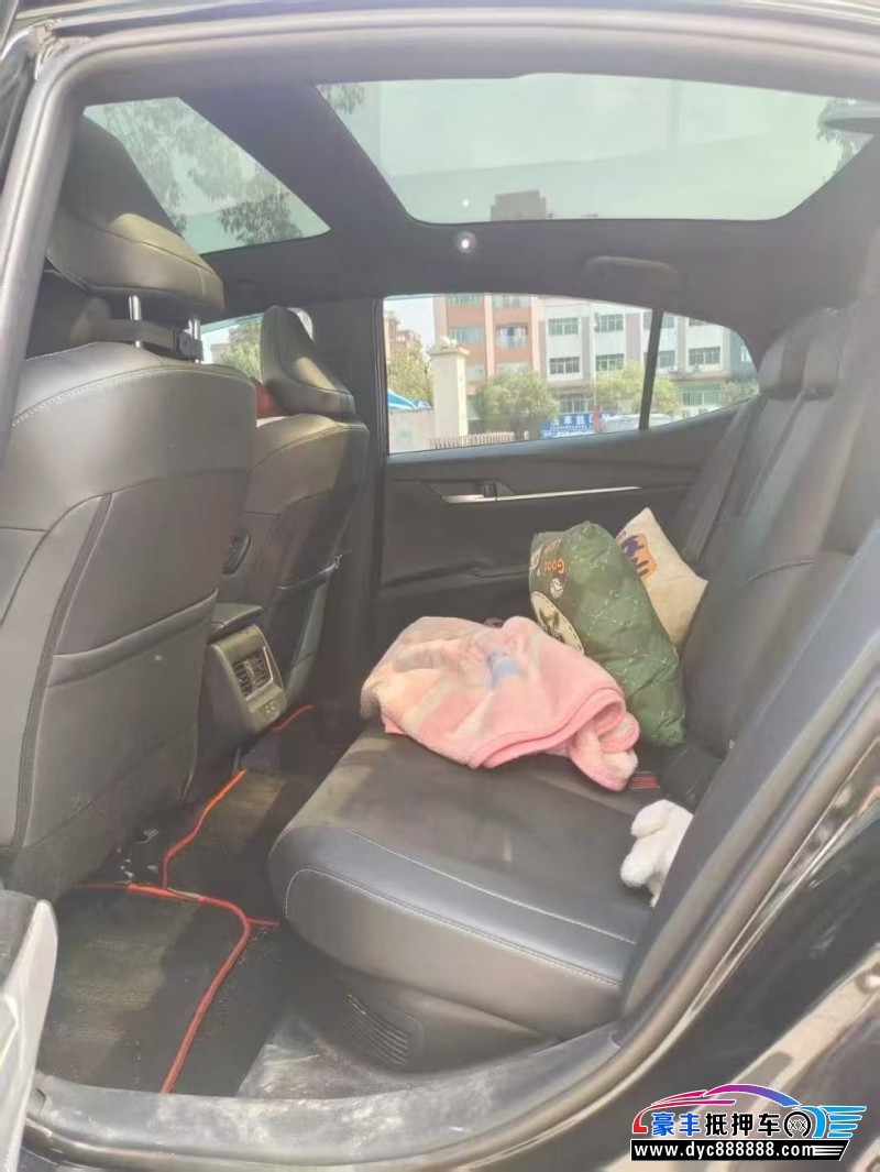 24年丰田凯美瑞轿车抵押车出售