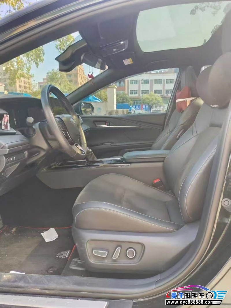 24年丰田凯美瑞轿车抵押车出售