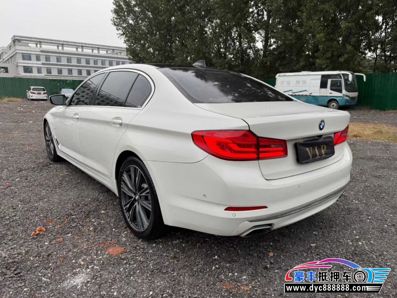 20年宝马5系轿车抵押车出售