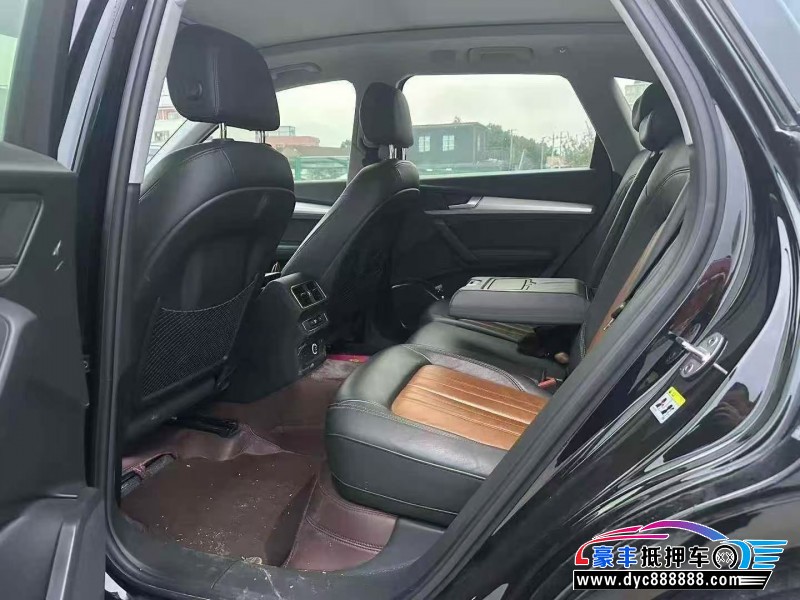 20年奥迪Q5轿车抵押车出售