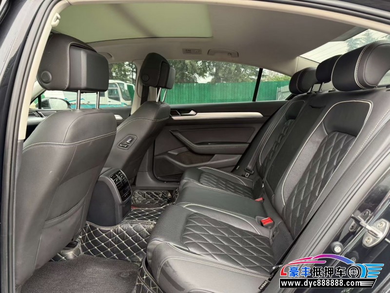 21年大众迈腾轿车抵押车出售