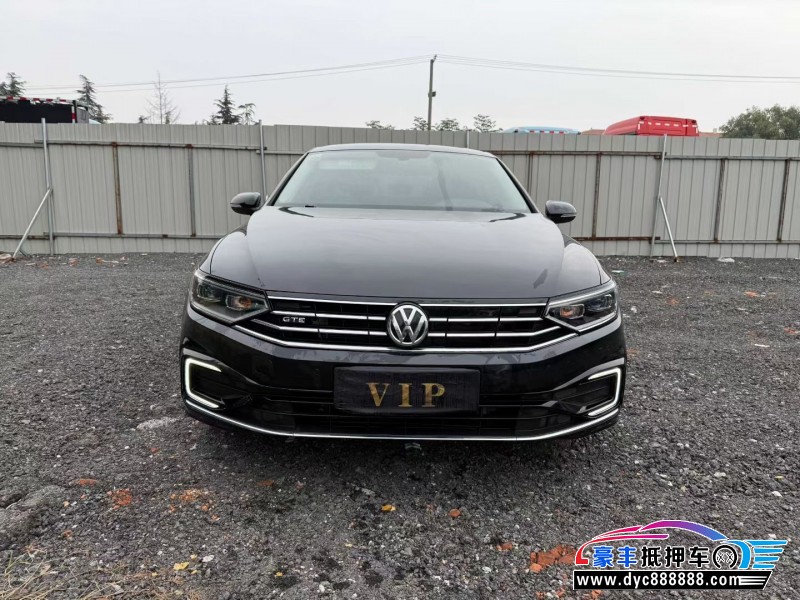 21年大众迈腾轿车抵押车出售