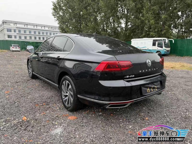 21年大众迈腾轿车抵押车出售