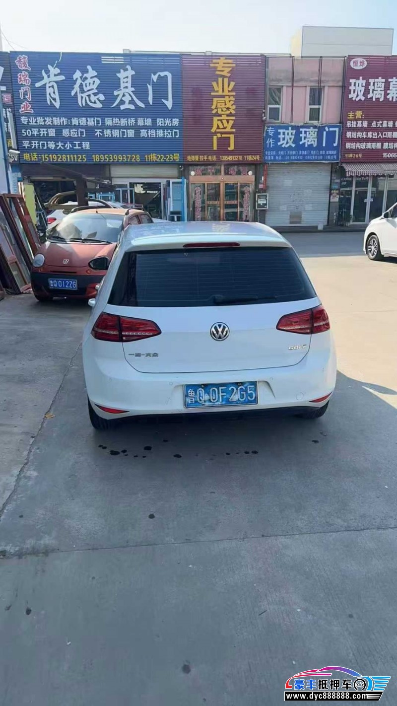 15年大众高尔夫轿车抵押车出售