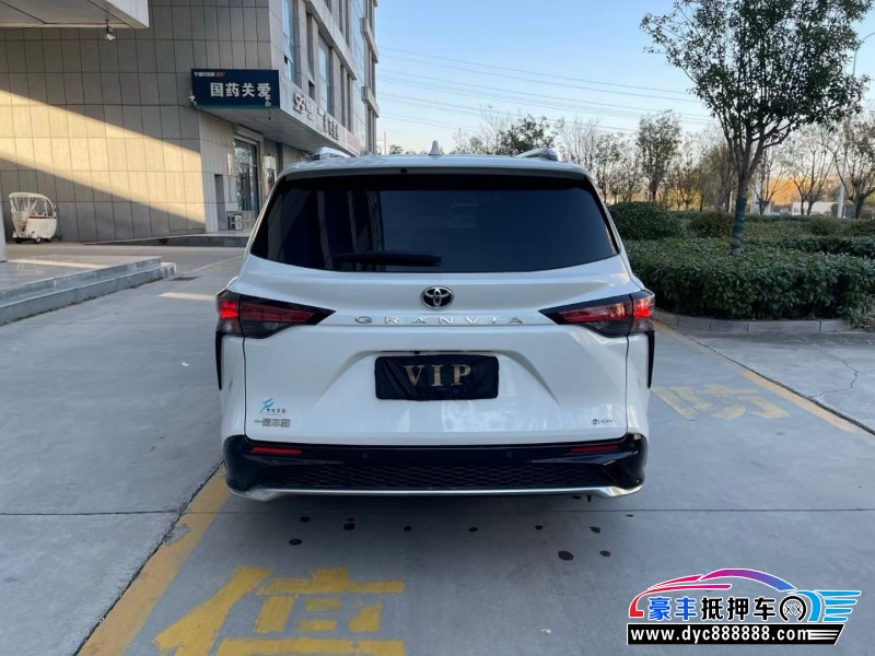 24年丰田格瑞维亚轿车抵押车出售