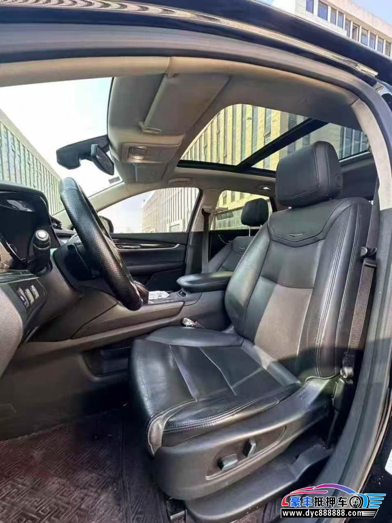 17年凯迪拉克XT5轿车抵押车出售