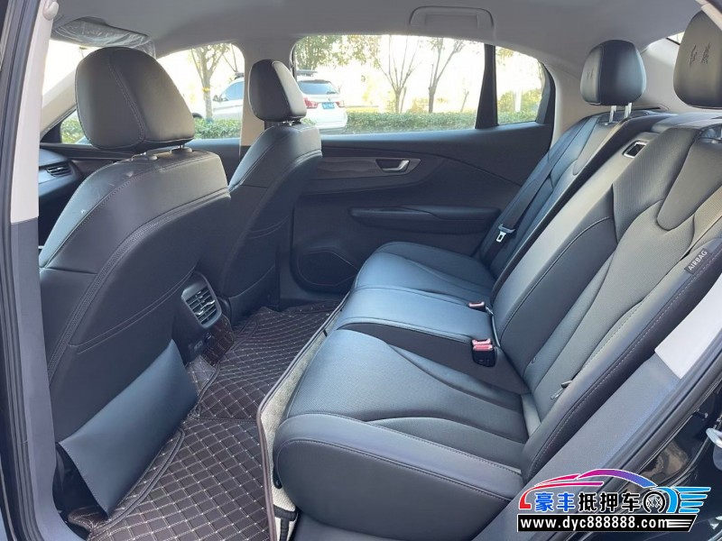 23年红旗EQM5轿车抵押车出售