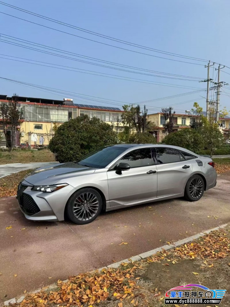 19年丰田亚洲龙轿车抵押车出售