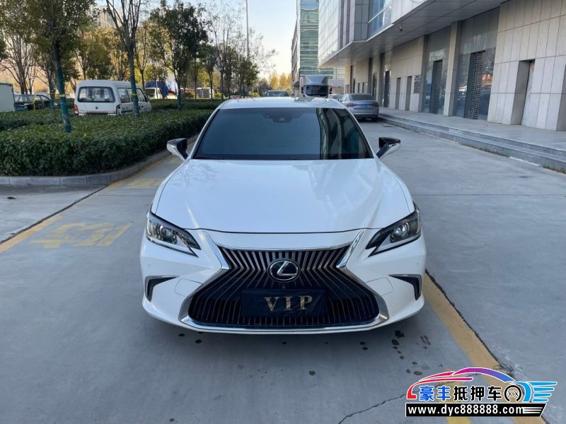 19年雷克萨斯ES轿车抵押车出售