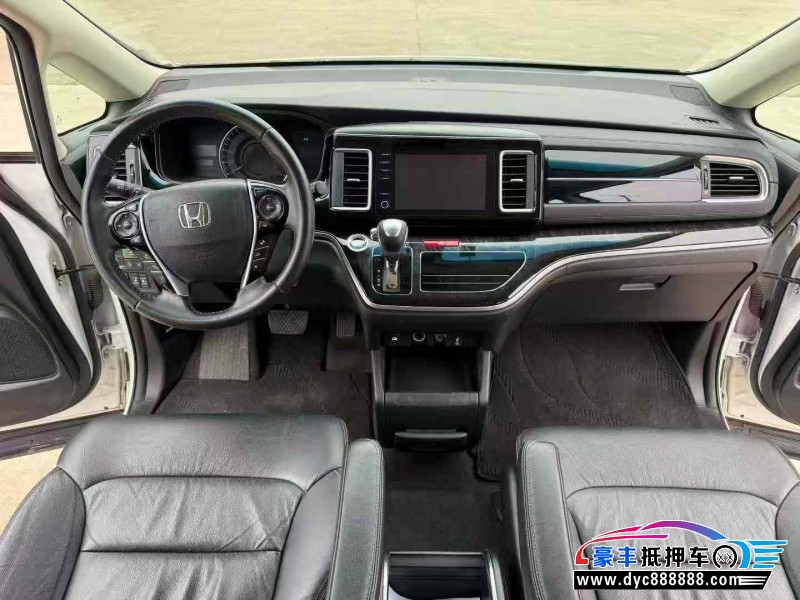 20年本田艾力绅轿车抵押车出售