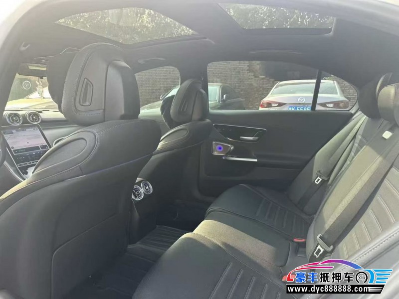 24年奔驰C轿车抵押车出售