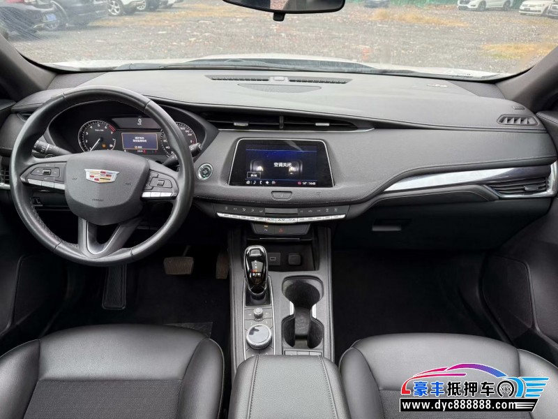 20年凯迪拉克XT4轿车抵押车出售