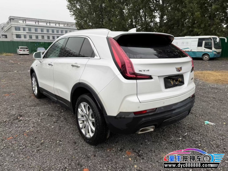 20年凯迪拉克XT4轿车抵押车出售