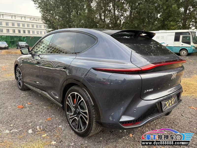 23年智己LS7轿车抵押车出售