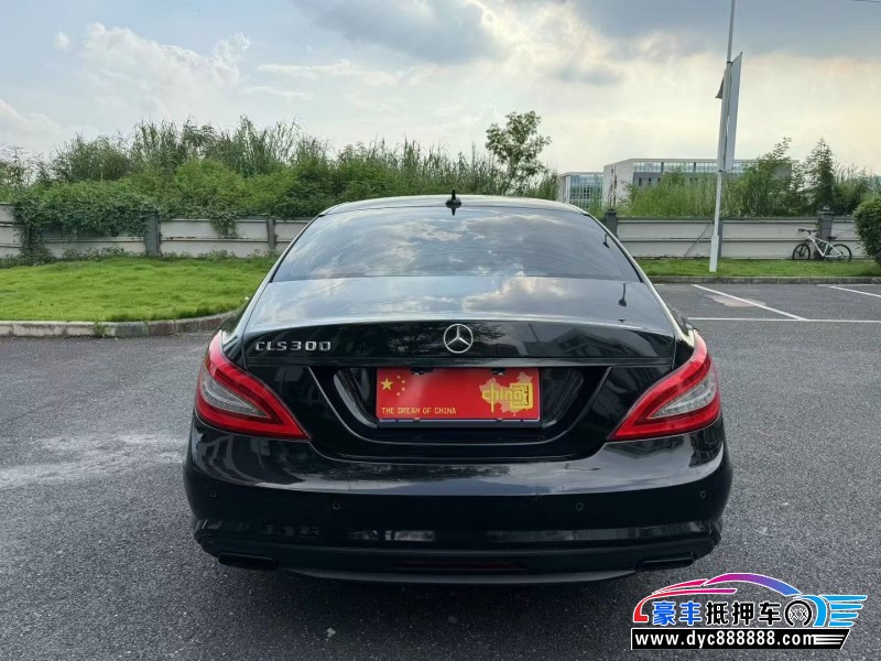 15年奔驰CLS轿车抵押车出售