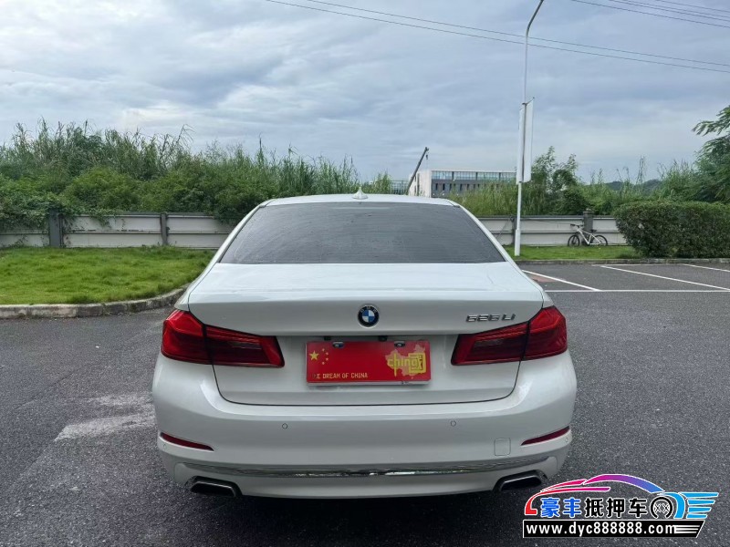 20年宝马5系轿车抵押车出售