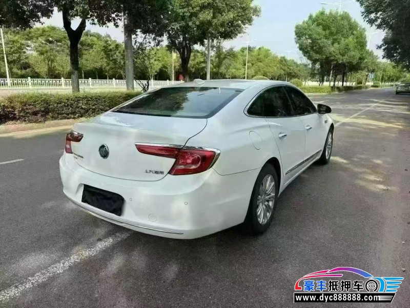 17年别克君越轿车抵押车出售