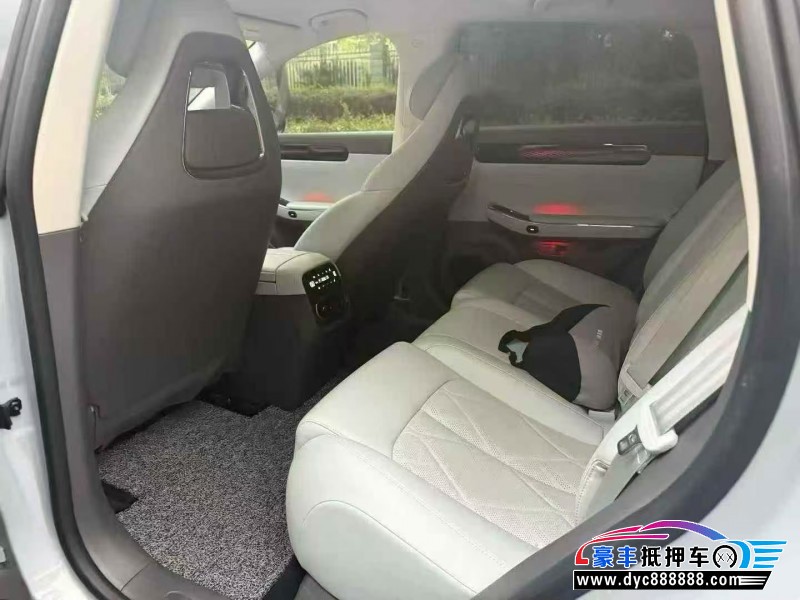 24年零跑c01轿车抵押车出售