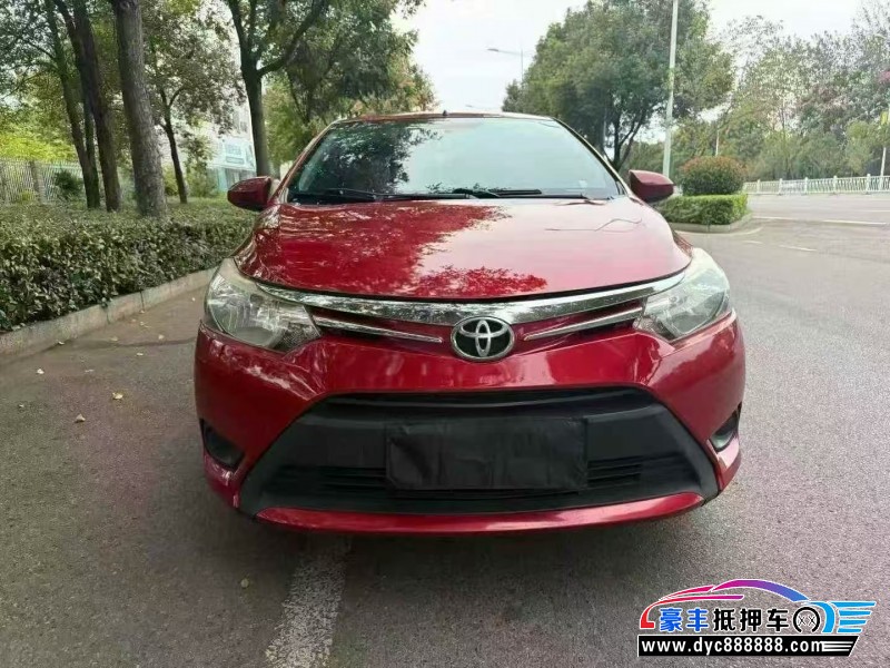 15年丰田威驰轿车抵押车出售