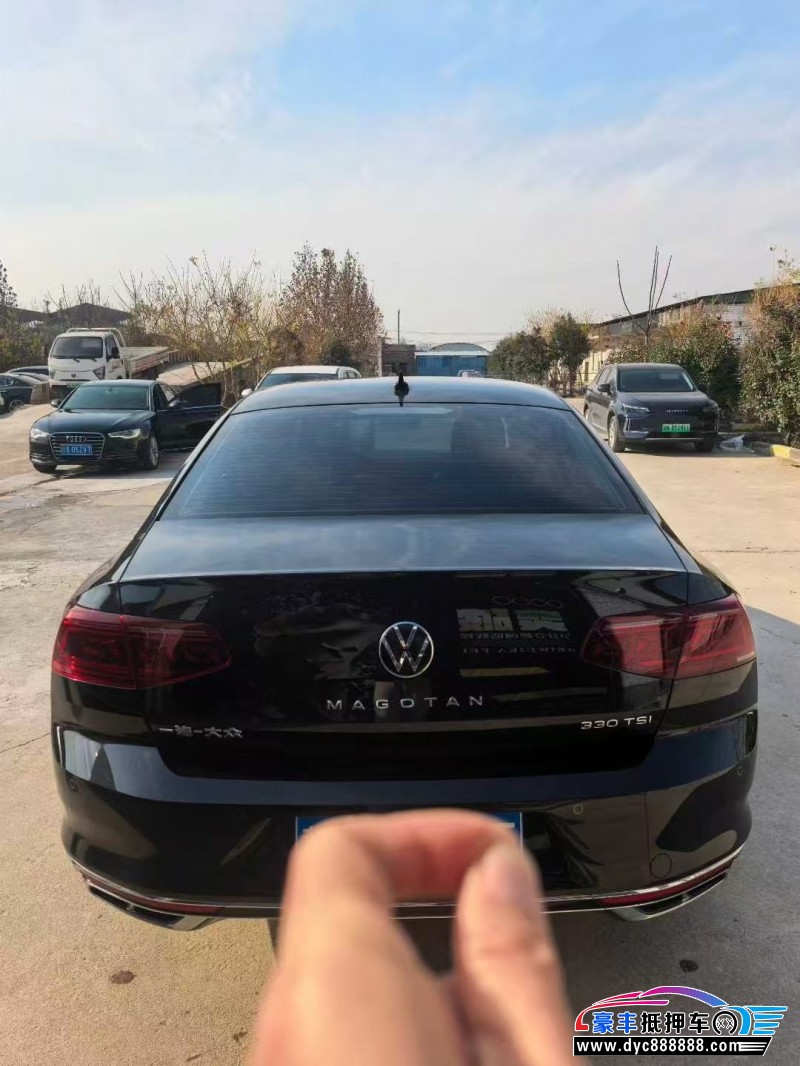 22年大众迈腾轿车抵押车出售