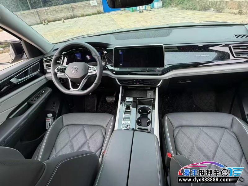 25年大众途昂轿车抵押车出售