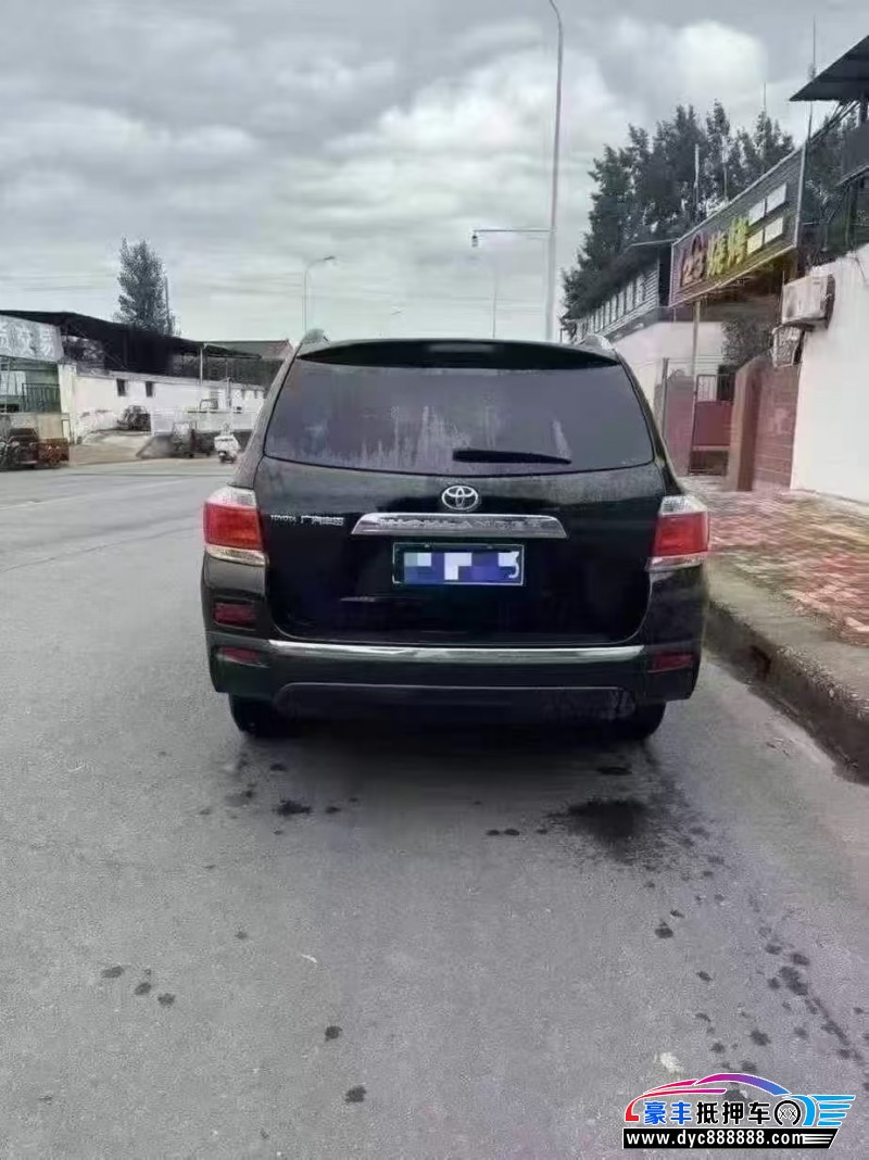 14年丰田汉兰达轿车抵押车出售