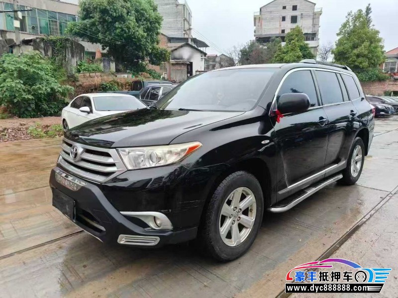 13年丰田汉兰达轿车抵押车出售