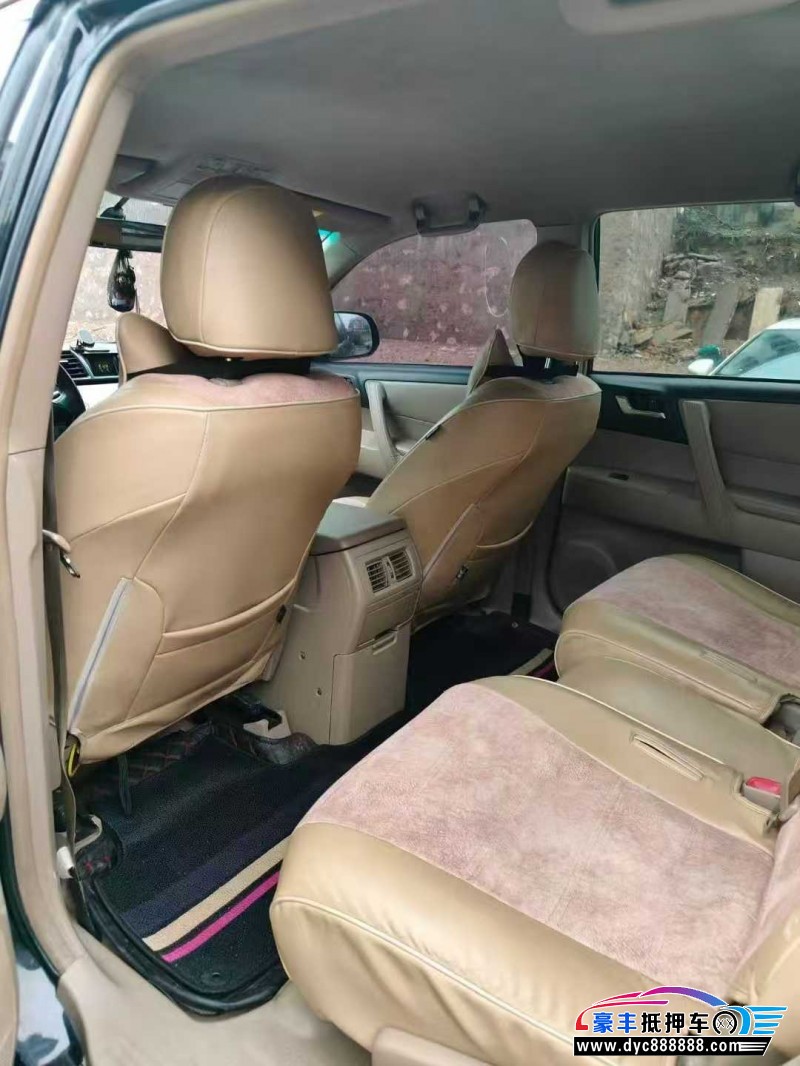 13年丰田汉兰达轿车抵押车出售