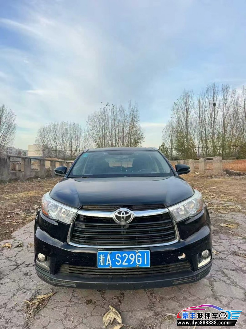 抵押车出售18年丰田汉兰达轿车