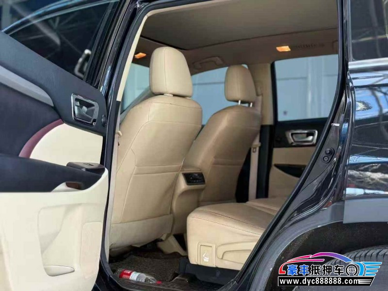 15年丰田汉兰达轿车抵押车出售