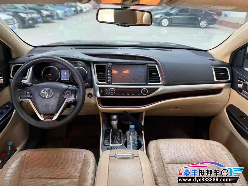 15年丰田汉兰达轿车抵押车出售