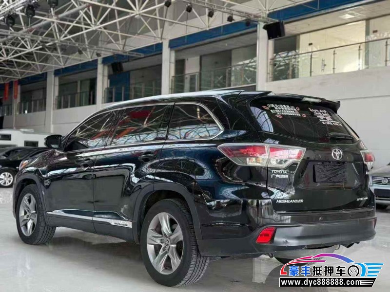 15年丰田汉兰达轿车抵押车出售