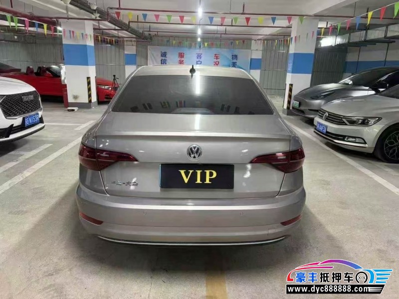 20年大众速腾轿车抵押车出售