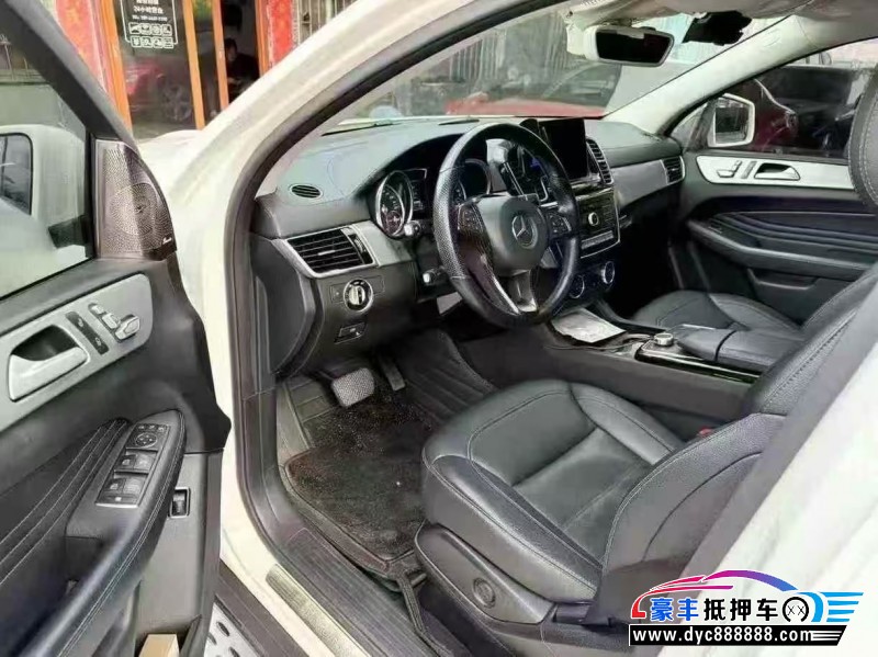19年奔驰GLE轿车抵押车出售