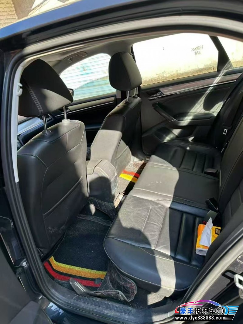 18年大众宝来轿车抵押车出售