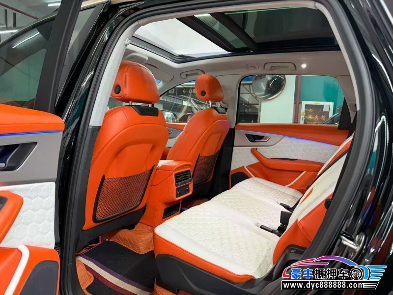 22年奥迪Q7轿车抵押车出售